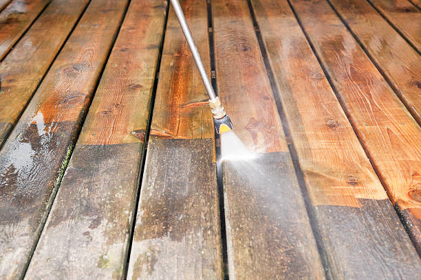 Best Deck Pressure Washing  in Weldon, CA